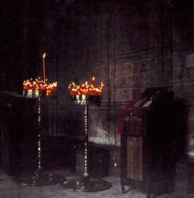 candles.jpg (7290 bytes)